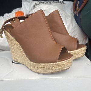 Platform wedge sandals size 5-5.5 (no size on shoe) new, never worn